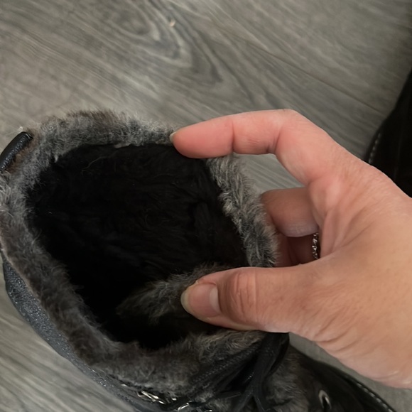 Stuart wietzman shearling bootie - Picture 5 of 6